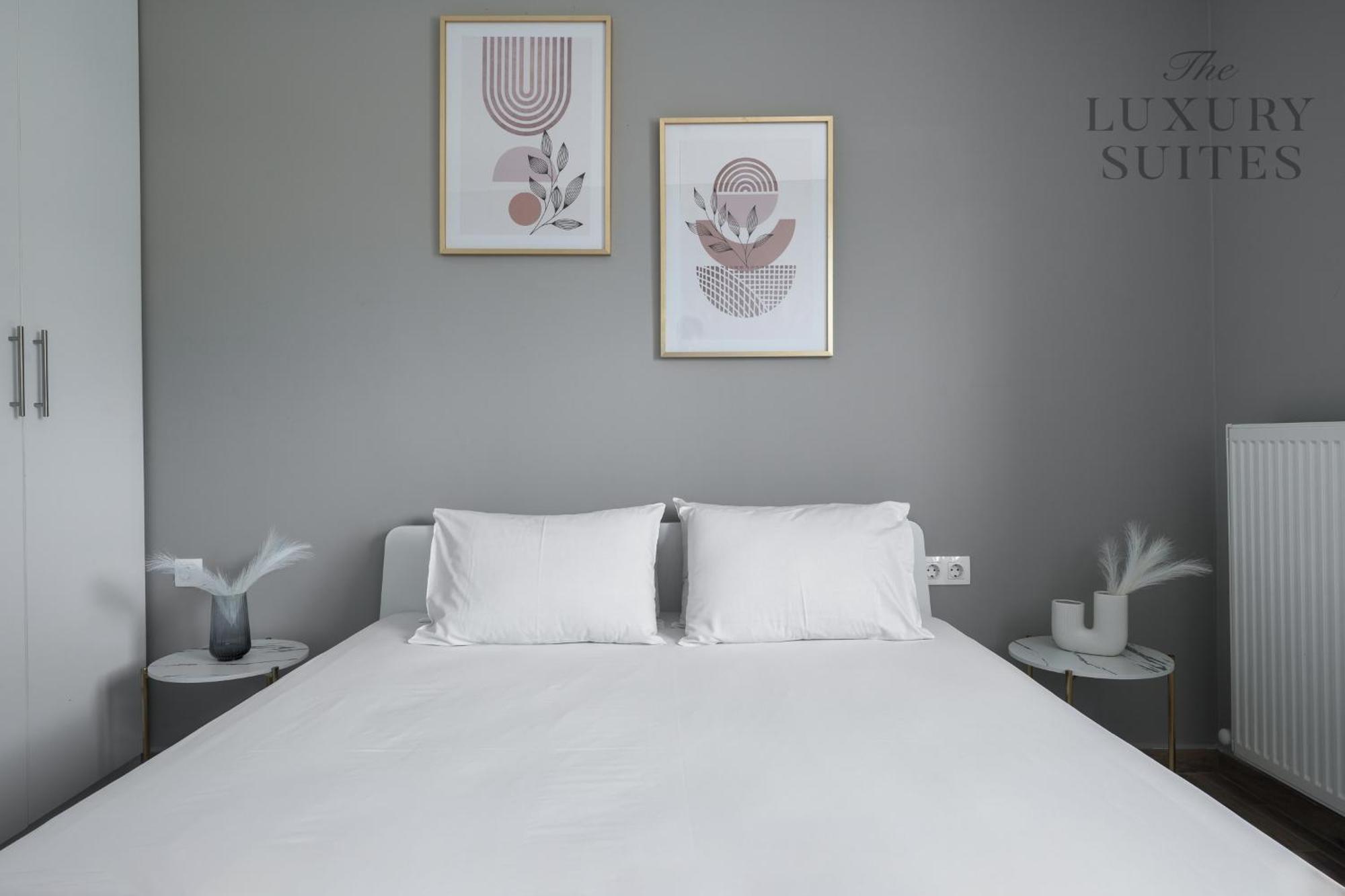 Niraya 2 Bedroom Penthouse, The Luxury Appartement *